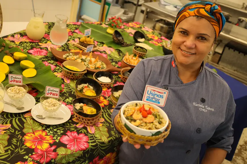 Narinha Tabosa - instrutora de Gastronomia pela Sectet nas Usinas <div class='credito_fotos'>Foto: Bruno Cecim / Ag.Pará | <a href='/midias/2025/originais/20250217130229-GF00023011-F00378496.webp' download><i class='fa-solid fa-download'></i> Download</a></div>