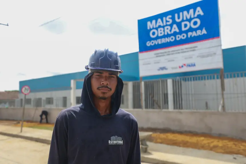 Deyvison Pereira da Silva -  servente 
Pai do Otiniel calebe andrade da silva, 4 anos <div class='credito_fotos'>Foto: Bruno Cruz / Agência Pará   |   <a href='/midias/2025/originais/20250221115010-GF00023050-F00379539.webp' download><i class='fa-solid fa-download'></i> Download</a></div>