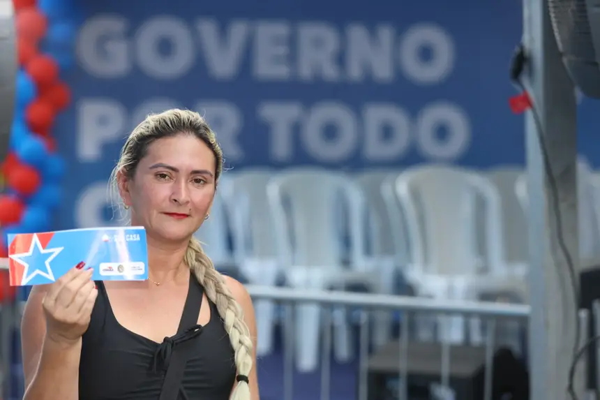 Eliane de Araújo Souza 
Serviço gerais - sua casa <div class='credito_fotos'>Foto: Bruno Cruz / Ag. Pará   |   <a href='/midias/2025/originais/20250410140544-GF00023449-F00392237.jpg' download><i class='fa-solid fa-download'></i> Download</a></div>