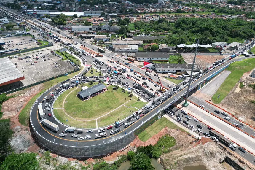 default <div class='credito_fotos'>Foto: Raphael Luz / Agência Pará   |   <a href='/midias/2025/originais/20250430133827-GF00023585-F00398056E.webp' download><i class='fa-solid fa-download'></i> Download</a></div>