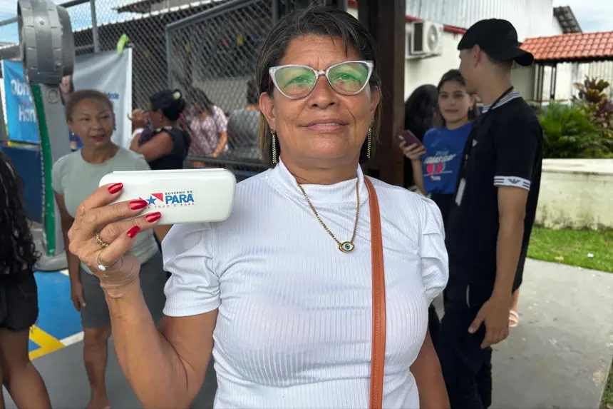 A cozinheira Lucileia Lima: "Agora toda a comunidade vai poder ter uma visão melhor"