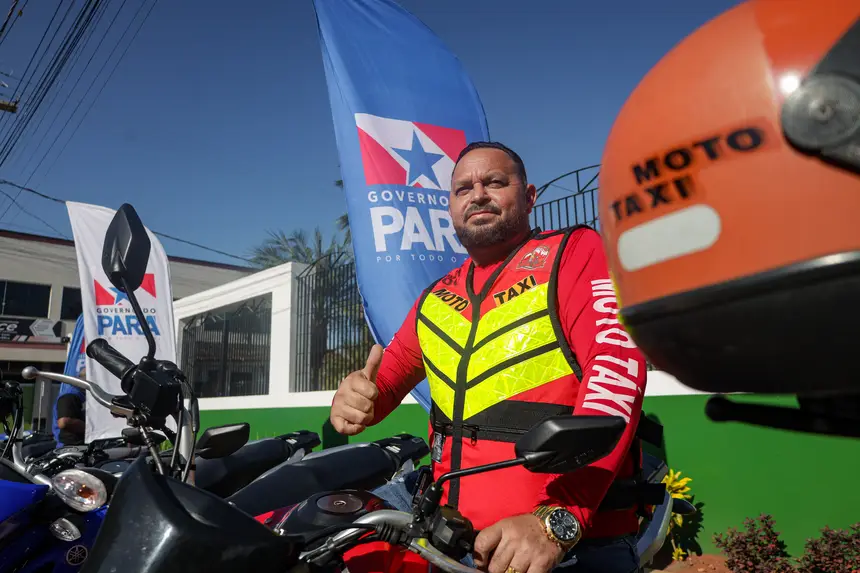 Franciedson Ferreira, Presidente do sindicato dos mototaxixtas de Vitória do Xingu <div class='credito_fotos'>Foto: Pedro Guerreiro / Ag. Pará | <a href='/midias/2025/originais/20250717164037-GF00024233-F00423766.webp' download><i class='fa-solid fa-download'></i> Download</a></div>