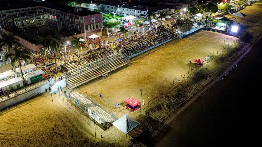  <div class='credito_fotos'>Foto: Vinicius Pinto / Ag. Pará &nbsp;&nbsp;|&nbsp;&nbsp; <a href='/midias/2025/originais/20250717230750-GF00024238-F00423899.jpg' download><i class='fa-solid fa-download'></i> Download</a></div>