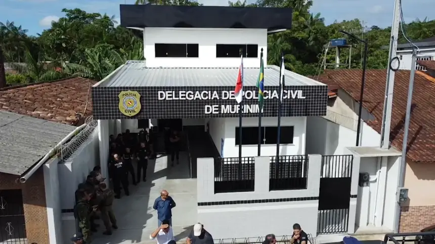 Governo entrega Delegacia de Murinin