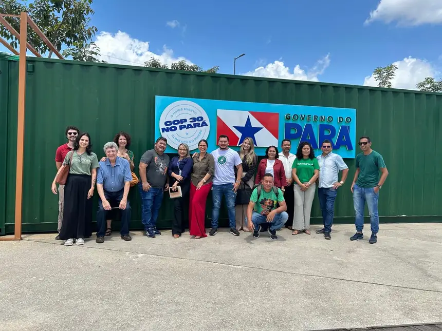 Visita ao container da Semas no Porto Futuro I