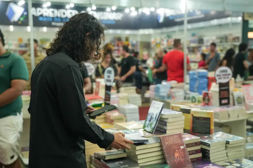  <div class='credito_fotos'>Foto: Raphael Luz / Ag. Pará &nbsp;&nbsp;|&nbsp;&nbsp; <a href='/midias/2025/originais/20250819205332-GF00024539-F00432759.jpg' download><i class='fa-solid fa-download'></i> Download</a></div>