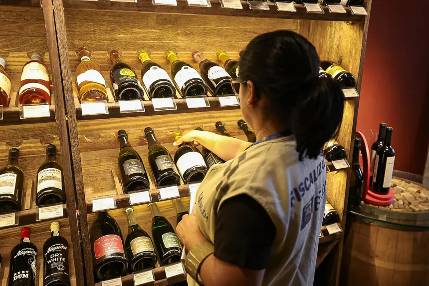  <div class='credito_fotos'>Foto: Alex Ribeiro / Ag. Pará   |   <a href='/midias/2025/originais/20251008165136-GF00025094-F00452522.jpg' download><i class='fa-solid fa-download'></i> Download</a></div>