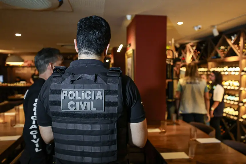  <div class='credito_fotos'>Foto: Alex Ribeiro / Ag. Pará   |   <a href='/midias/2025/originais/20251008165137-GF00025094-F00452523.jpg' download><i class='fa-solid fa-download'></i> Download</a></div>