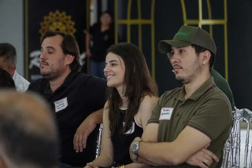  <div class='credito_fotos'>Foto: Alexandre Costa / Ag. Pará &nbsp;&nbsp;|&nbsp;&nbsp; <a href='/midias/2025/originais/20251015182213-GF00025180-F00455547.jpg' download><i class='fa-solid fa-download'></i> Download</a></div>