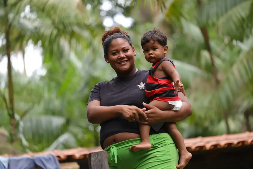 Adrielly Mota, moradora <div class='credito_fotos'>Foto: Pedro Guerreiro / Ag. Pará &nbsp;&nbsp;|&nbsp;&nbsp; <a href='/midias/2025/originais/20251022141525-GF00025261-F00458630.jpg' download><i class='fa-solid fa-download'></i> Download</a></div>