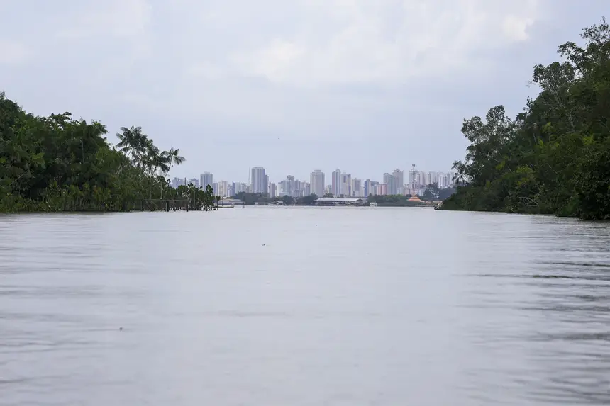  <div class='credito_fotos'>Foto: Pedro Guerreiro / Ag. Pará &nbsp;&nbsp;|&nbsp;&nbsp; <a href='/midias/2025/originais/20251022141527-GF00025261-F00458631.jpg' download><i class='fa-solid fa-download'></i> Download</a></div>