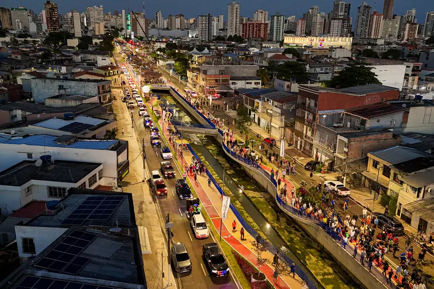  <div class='credito_fotos'>Foto: Alexandre Costa / Ag. Pará   |   <a href='/midias/2025/originais/20251103200857-GF00025371-F00462552.jpg' download><i class='fa-solid fa-download'></i> Download</a></div>