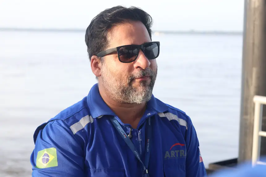 Anderson Silva - Conrtrolador de transporte da Artran <div class='credito_fotos'>Foto: Bruno Cecim / Ag.Pará   |   <a href='/midias/2025/originais/20251104085929-GF00025374-F00462727.jpg' download><i class='fa-solid fa-download'></i> Download</a></div>