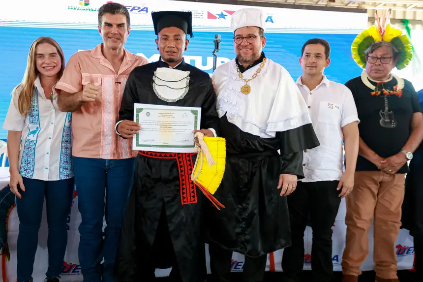  <div class='credito_fotos'>Foto: Marcelo Lelis / Ag. Pará   |   <a href='/midias/2025/originais/20251104143928-GF00025376-F00463083.jpg' download><i class='fa-solid fa-download'></i> Download</a></div>