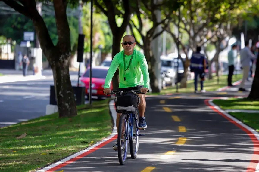  <div class='credito_fotos'>Foto: Leonardo Macêdo / Ascom Seop   |   <a href='/midias/2025/originais/20251104173731-GF00025383-F00463171.jpg' download><i class='fa-solid fa-download'></i> Download</a></div>
