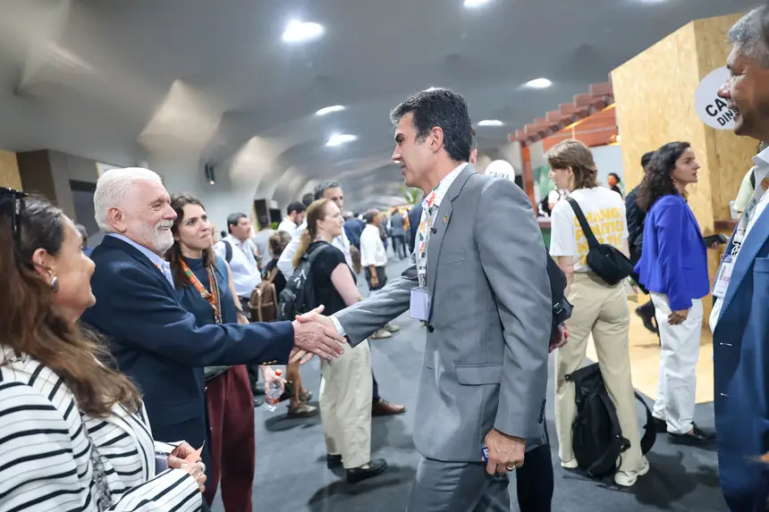  <div class='credito_fotos'>Foto: Marco Santos / Ag. Pará   |   <a href='/midias/2025/originais/20251110112409-GF00025422-F00464610.jpg' download><i class='fa-solid fa-download'></i> Download</a></div>