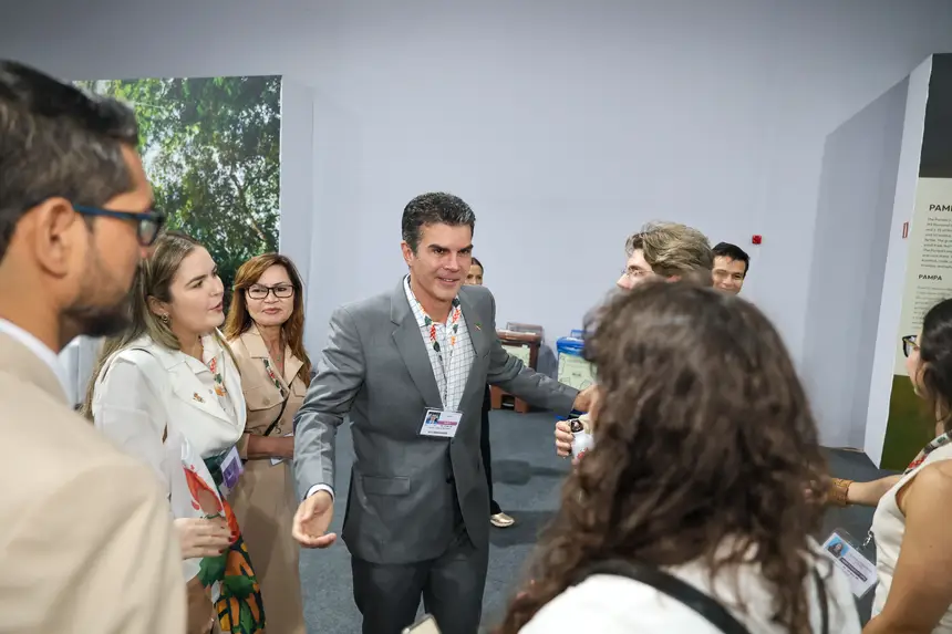  <div class='credito_fotos'>Foto: Marco Santos / Ag. Pará   |   <a href='/midias/2025/originais/20251110112432-GF00025422-F00464618.jpg' download><i class='fa-solid fa-download'></i> Download</a></div>