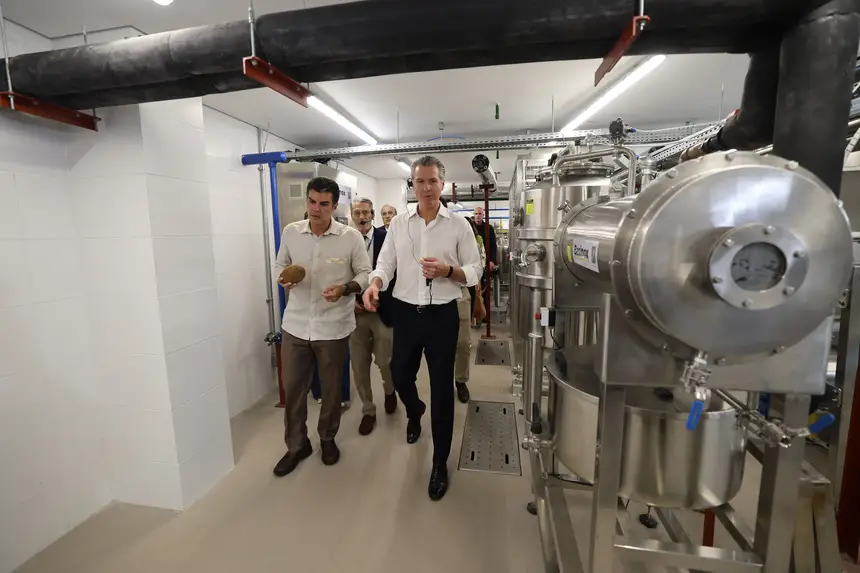  <div class='credito_fotos'>Foto: Marco Santos / Ag. Pará   |   <a href='/midias/2025/originais/20251111124230-GF00025447-F00465487.jpg' download><i class='fa-solid fa-download'></i> Download</a></div>