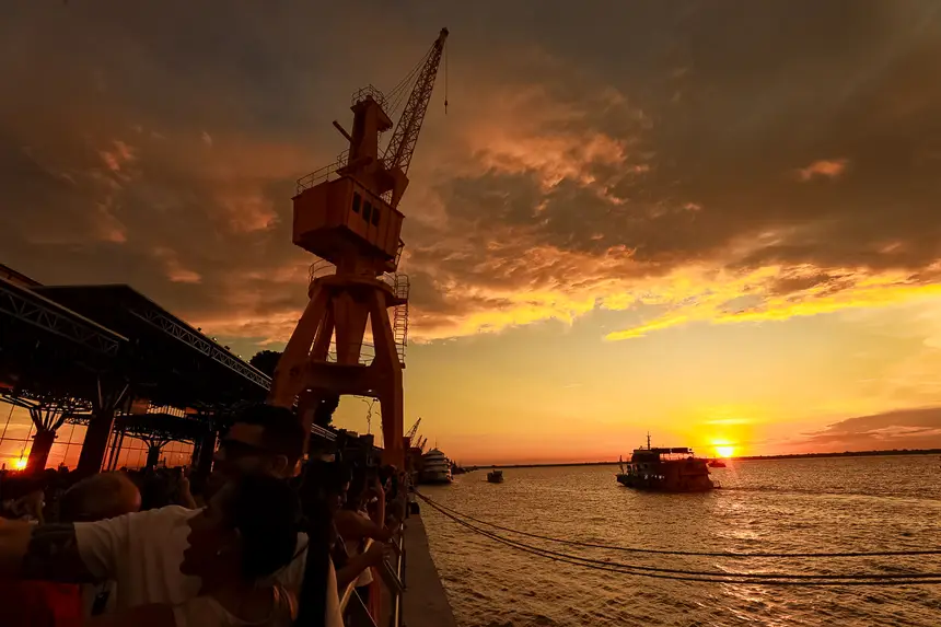  <div class='credito_fotos'>Foto: Alex Ribeiro / Ag. Pará   |   <a href='/midias/2025/originais/20251111185947-GF00025456-F00465759.jpg' download><i class='fa-solid fa-download'></i> Download</a></div>