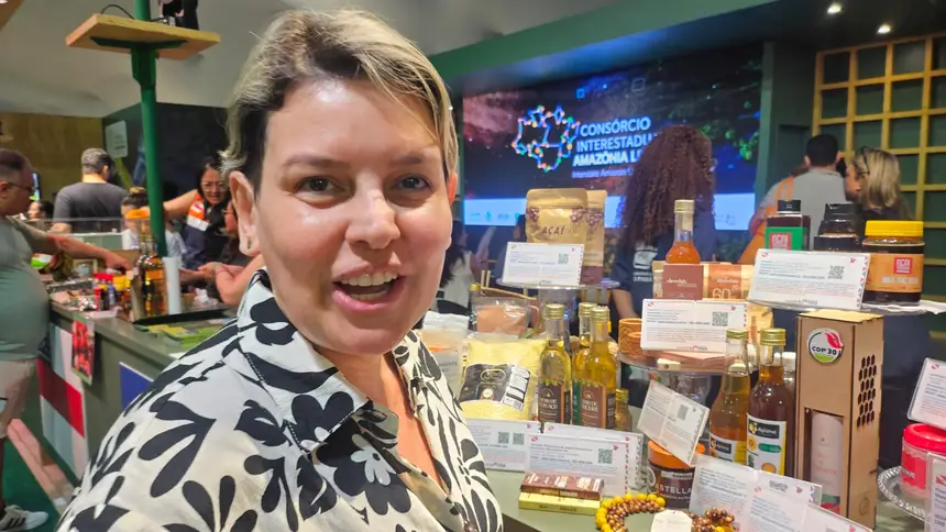 Elionara Pinheiro visitou o espaço do Pará e enalteceu a Indicação Geográfica como forma de proteger os saberes e tradição da Amazônia