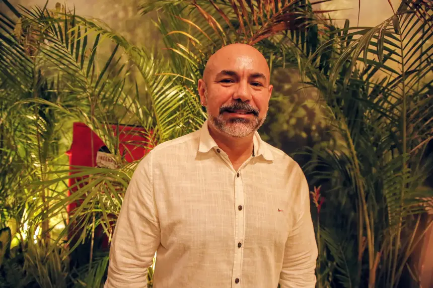 Professor de geografia, Adriano Costa 