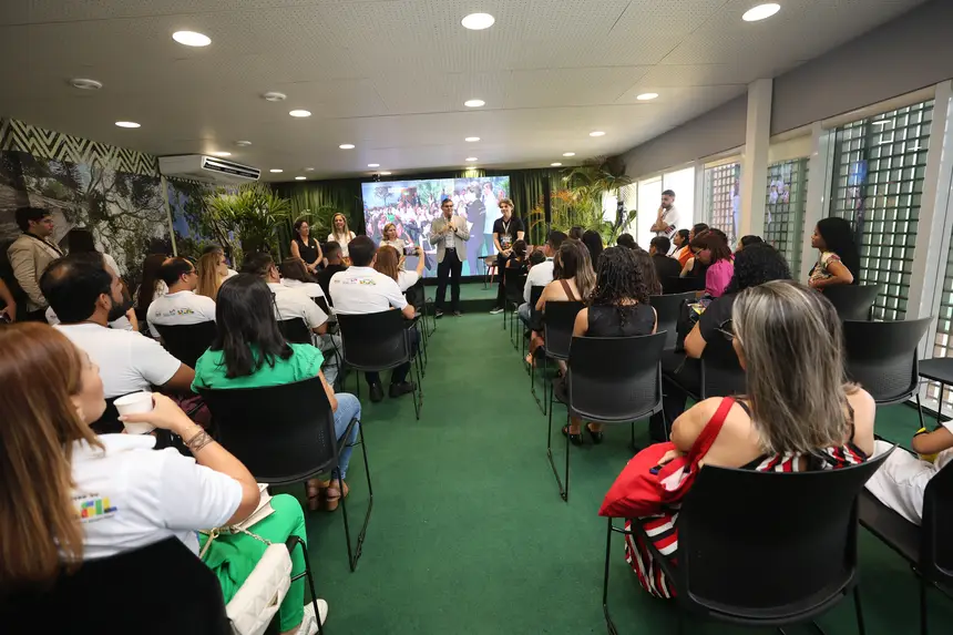  <div class='credito_fotos'>Foto: Bruno Cruz / Ag. Pará   |   <a href='/midias/2025/originais/20251117123128-GF00025559-F00468844.jpg' download><i class='fa-solid fa-download'></i> Download</a></div>