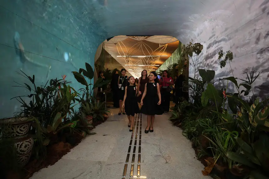  <div class='credito_fotos'>Foto: Bruno Cruz / Ag. Pará   |   <a href='/midias/2025/originais/20251117123143-GF00025559-F00468852.jpg' download><i class='fa-solid fa-download'></i> Download</a></div>