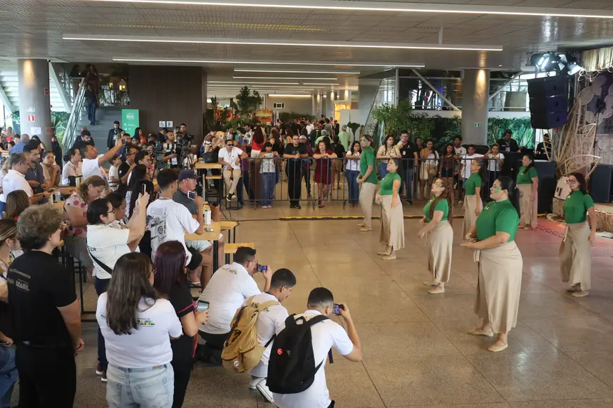  <div class='credito_fotos'>Foto: Bruno Cecim / Ag.Pará   |   <a href='/midias/2025/originais/20251117183430-GF00025573-F00469064.jpg' download><i class='fa-solid fa-download'></i> Download</a></div>