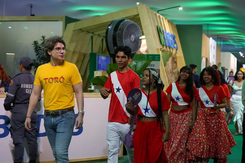  <div class='credito_fotos'>Foto: Rodrigo Pinheiro / Ag.Pará   |   <a href='/midias/2025/originais/20251118134011-GF00025591-F00469640.jpg' download><i class='fa-solid fa-download'></i> Download</a></div>