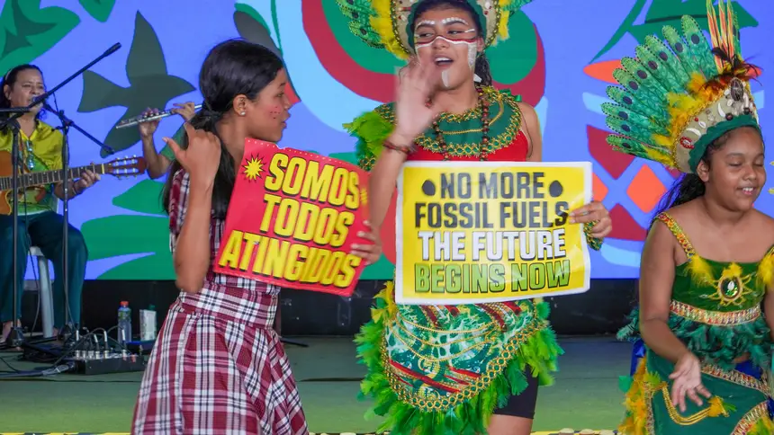  <div class='credito_fotos'>Foto: Vinicius Pinto / Ag. Pará   |   <a href='/midias/2025/originais/20251118140045-GF00025594-F00469667.jpg' download><i class='fa-solid fa-download'></i> Download</a></div>