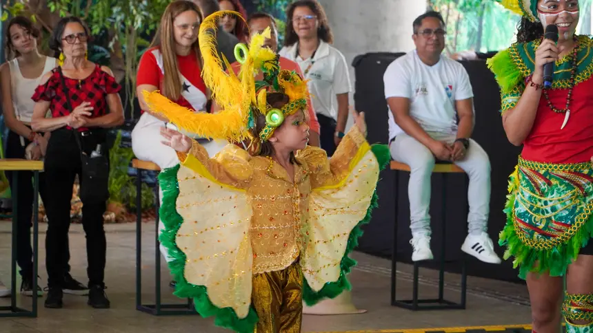  <div class='credito_fotos'>Foto: Vinicius Pinto / Ag. Pará   |   <a href='/midias/2025/originais/20251118140103-GF00025594-F00469675.jpg' download><i class='fa-solid fa-download'></i> Download</a></div>