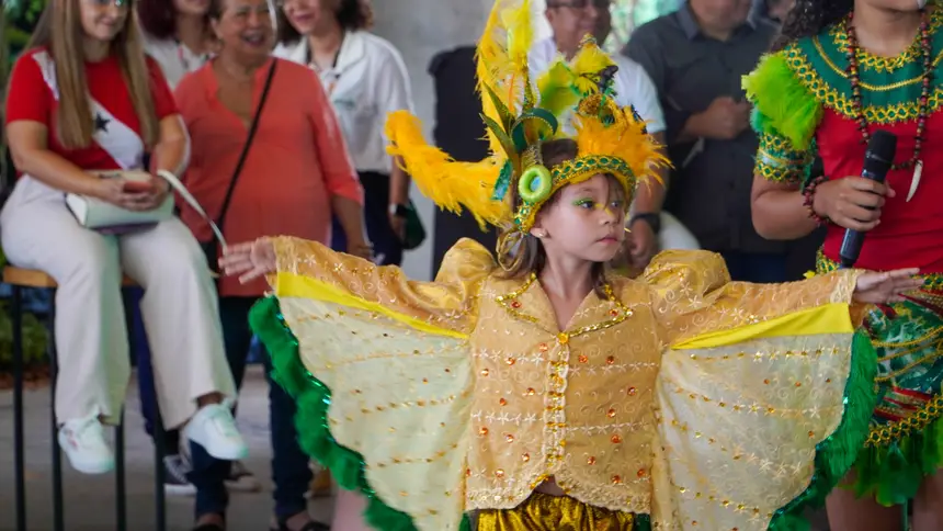  <div class='credito_fotos'>Foto: Vinicius Pinto / Ag. Pará   |   <a href='/midias/2025/originais/20251118140105-GF00025594-F00469676.jpg' download><i class='fa-solid fa-download'></i> Download</a></div>