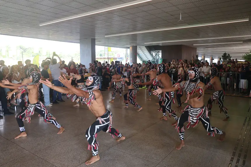  <div class='credito_fotos'>Foto: Bruno Cecim / Ag.Pará   |   <a href='/midias/2025/originais/20251118172331-GF00025601-F00469794.jpg' download><i class='fa-solid fa-download'></i> Download</a></div>