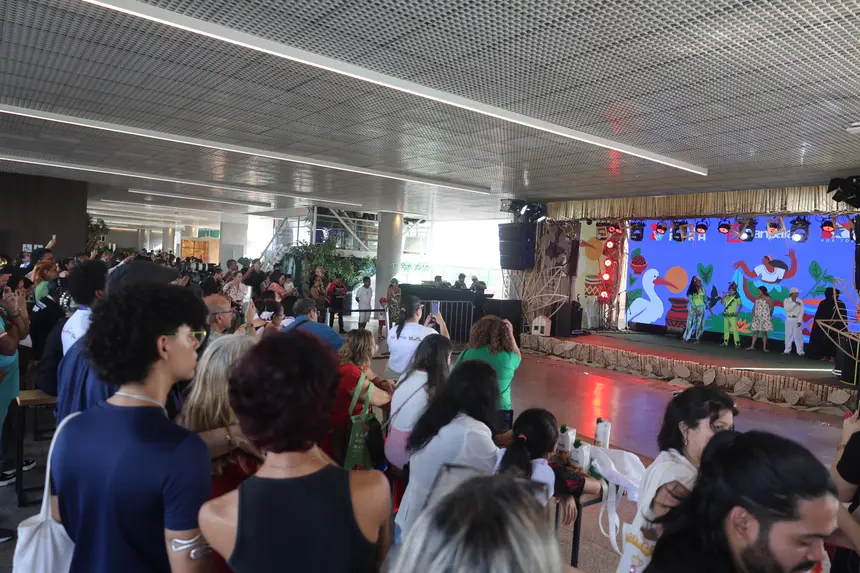  <div class='credito_fotos'>Foto: Bruno Cecim / Ag.Pará   |   <a href='/midias/2025/originais/20251118172402-GF00025601-F00469801.jpg' download><i class='fa-solid fa-download'></i> Download</a></div>