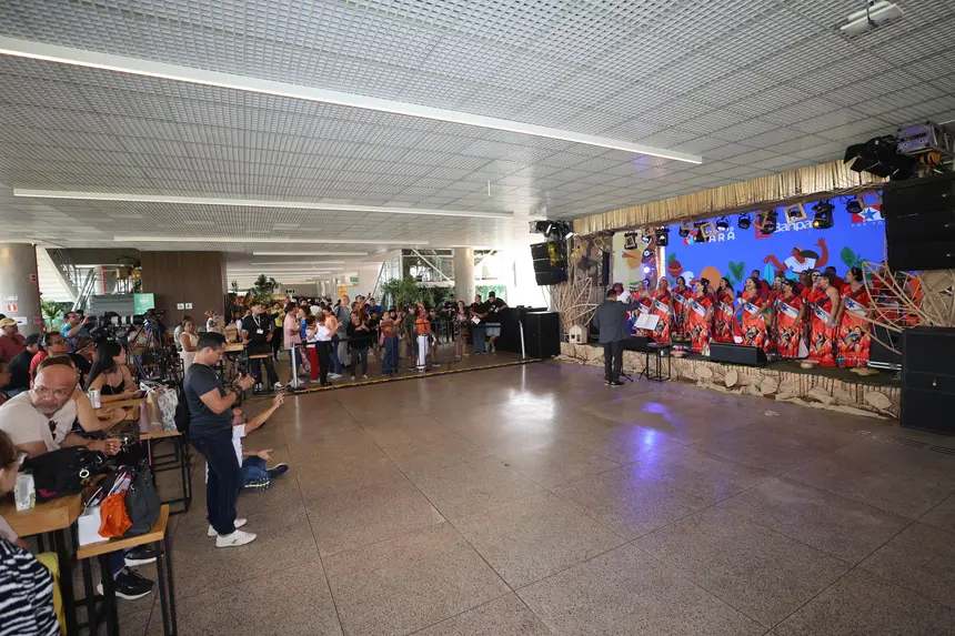  <div class='credito_fotos'>Foto: Bruno Cruz / Ag. Pará   |   <a href='/midias/2025/originais/20251121114559-GF00025661-F00471131.jpg' download><i class='fa-solid fa-download'></i> Download</a></div>