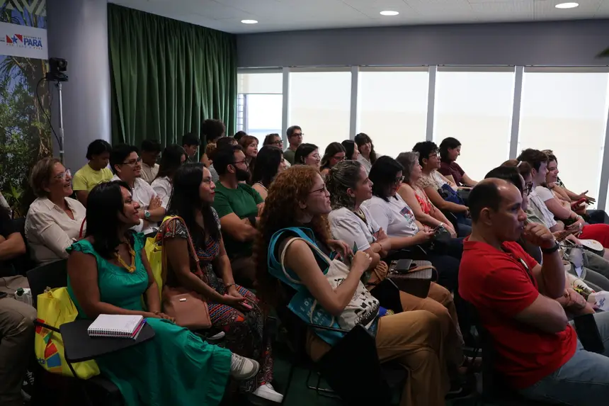 Público compareceu aos painéis coordenados pela Uepa na Green Zone