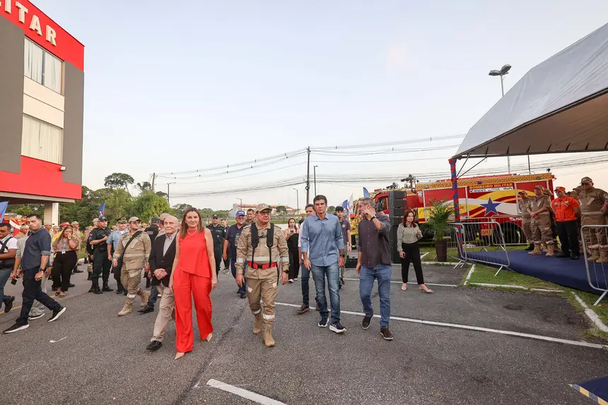  <div class='credito_fotos'>Foto: Marco Santos / Ag. Pará   |   <a href='/midias/2025/originais/20251124193011-GF00025685-F00471683.jpg' download><i class='fa-solid fa-download'></i> Download</a></div>