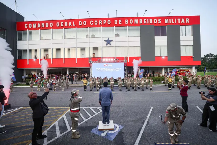  <div class='credito_fotos'>Foto: Marco Santos / Ag. Pará   |   <a href='/midias/2025/originais/20251124193029-GF00025685-F00471693.jpg' download><i class='fa-solid fa-download'></i> Download</a></div>