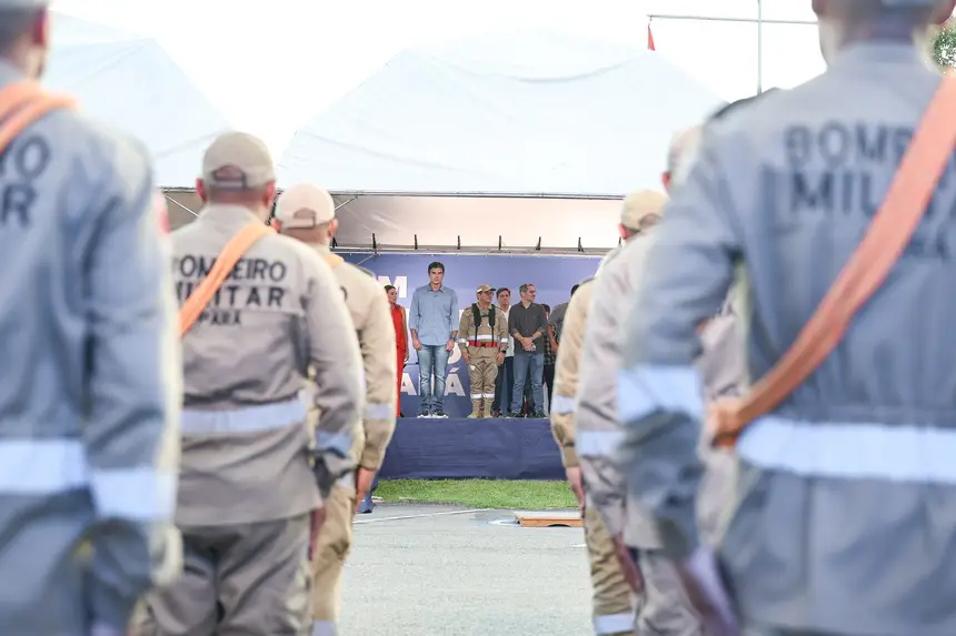  <div class='credito_fotos'>Foto: Marco Santos / Ag. Pará   |   <a href='/midias/2025/originais/20251124193031-GF00025685-F00471694.jpg' download><i class='fa-solid fa-download'></i> Download</a></div>