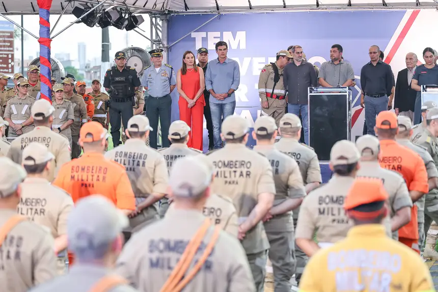  <div class='credito_fotos'>Foto: Marco Santos / Ag. Pará   |   <a href='/midias/2025/originais/20251124193038-GF00025685-F00471698.jpg' download><i class='fa-solid fa-download'></i> Download</a></div>