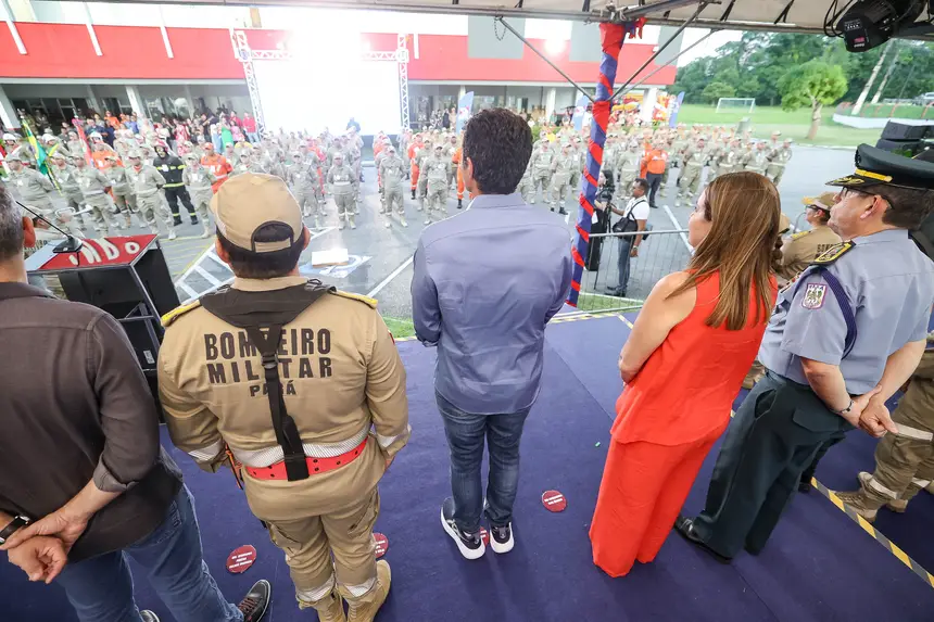  <div class='credito_fotos'>Foto: Marco Santos / Ag. Pará   |   <a href='/midias/2025/originais/20251124193042-GF00025685-F00471700.jpg' download><i class='fa-solid fa-download'></i> Download</a></div>