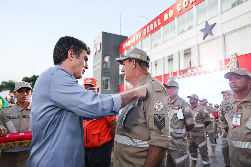  <div class='credito_fotos'>Foto: Marco Santos / Ag. Pará   |   <a href='/midias/2025/originais/20251124193103-GF00025685-F00471712.jpg' download><i class='fa-solid fa-download'></i> Download</a></div>