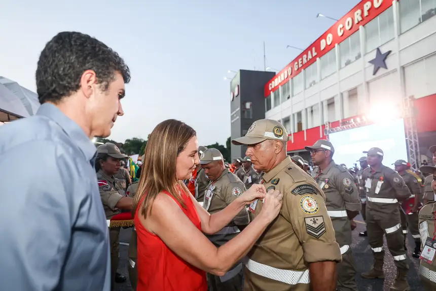  <div class='credito_fotos'>Foto: Marco Santos / Ag. Pará   |   <a href='/midias/2025/originais/20251124193104-GF00025685-F00471713.jpg' download><i class='fa-solid fa-download'></i> Download</a></div>