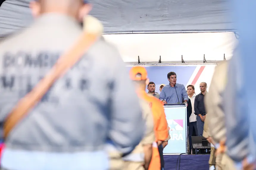  <div class='credito_fotos'>Foto: Marco Santos / Ag. Pará   |   <a href='/midias/2025/originais/20251124193121-GF00025685-F00471722.jpg' download><i class='fa-solid fa-download'></i> Download</a></div>