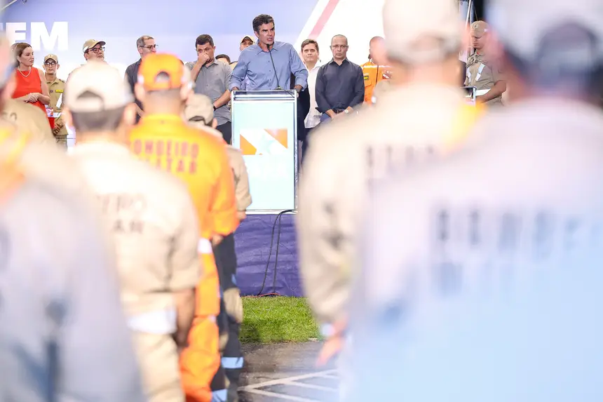  <div class='credito_fotos'>Foto: Marco Santos / Ag. Pará   |   <a href='/midias/2025/originais/20251124193123-GF00025685-F00471723.jpg' download><i class='fa-solid fa-download'></i> Download</a></div>