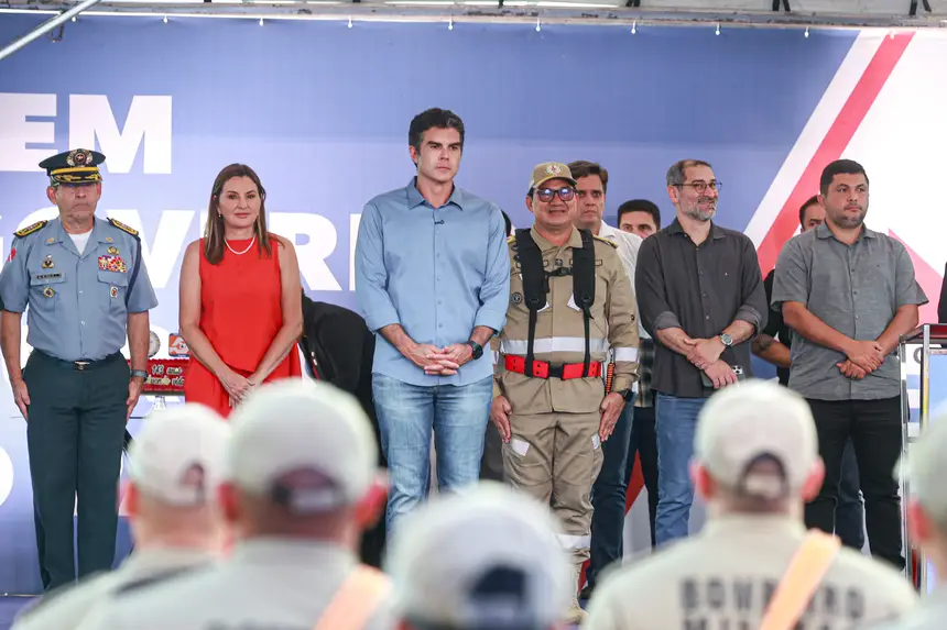  <div class='credito_fotos'>Foto: Marcelo Lelis / Ag. Pará   |   <a href='/midias/2025/originais/20251124193727-GF00025686-F00471738.jpg' download><i class='fa-solid fa-download'></i> Download</a></div>