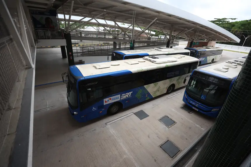  <div class='credito_fotos'>Foto: Rodrigo Pinheiro / Ag.Pará   |   <a href='/midias/2025/originais/20251125135013-GF00025695-F00471968.jpg' download><i class='fa-solid fa-download'></i> Download</a></div>