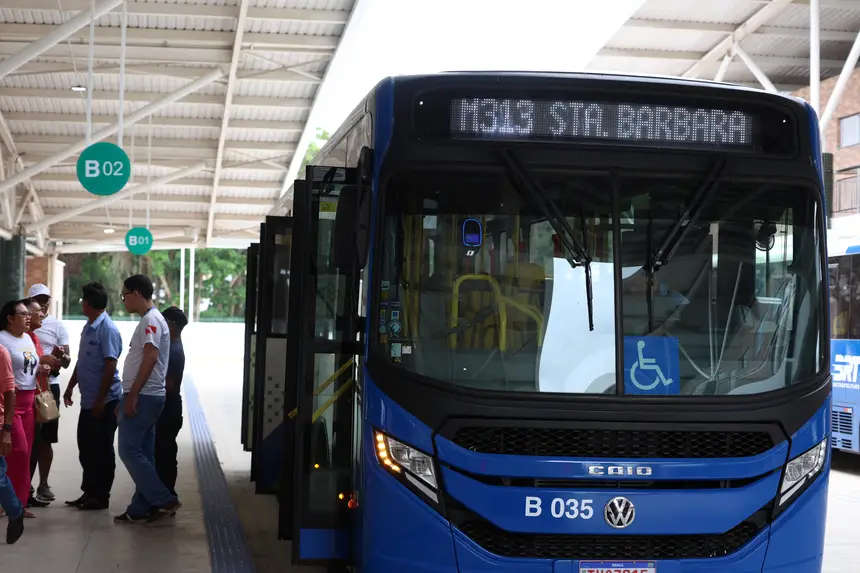  <div class='credito_fotos'>Foto: Rodrigo Pinheiro / Ag.Pará   |   <a href='/midias/2025/originais/20251125135048-GF00025695-F00471982.jpg' download><i class='fa-solid fa-download'></i> Download</a></div>