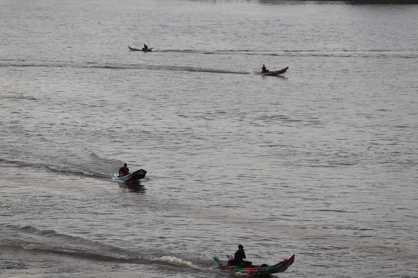  <div class='credito_fotos'>Foto: Bruno Cruz / Ag. Pará   |   <a href='/midias/2025/originais/20251126101919-GF00025704-F00472372.jpg' download><i class='fa-solid fa-download'></i> Download</a></div>