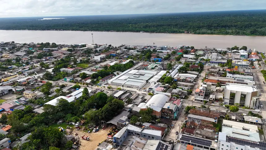 default <div class='credito_fotos'>Foto: Vinicius Pinto / Ag. Pará   |   <a href='/midias/2025/originais/20251126110753-GF00025705-F00472386.jpg' download><i class='fa-solid fa-download'></i> Download</a></div>